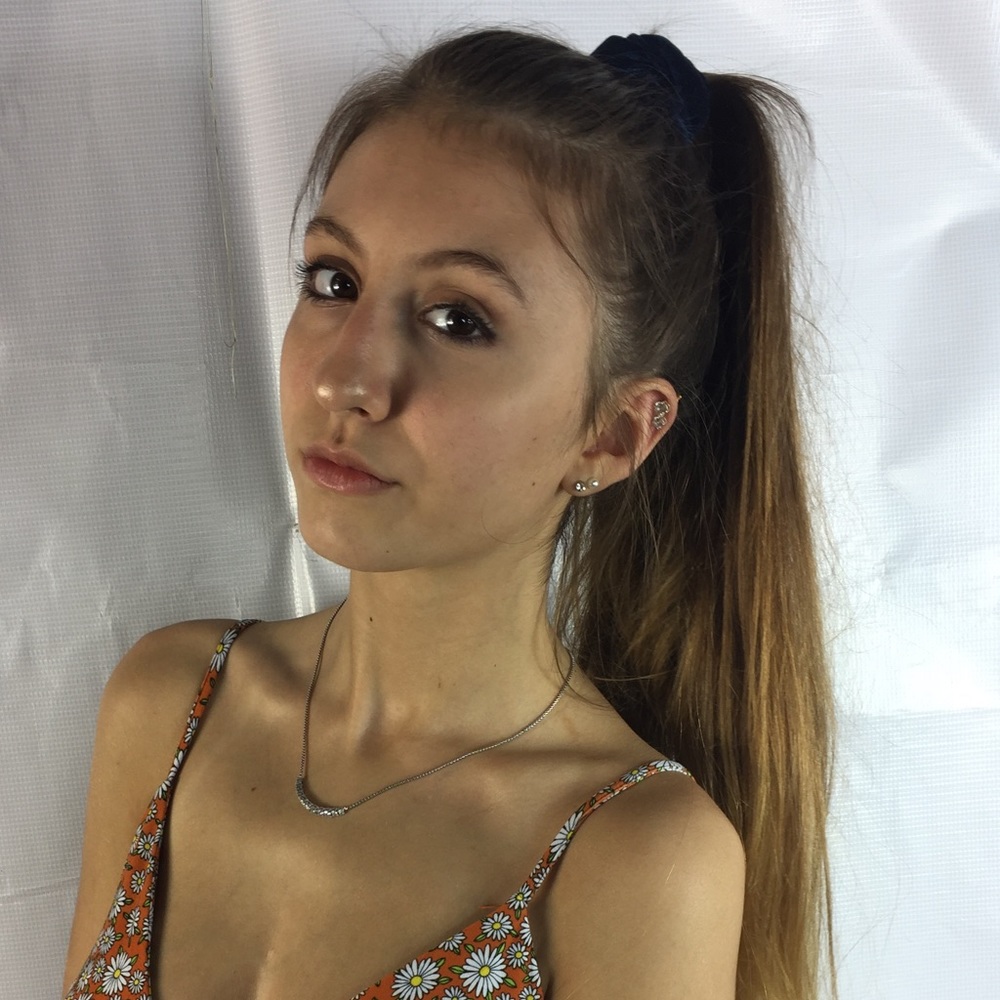 Meet your Posher, Zoe